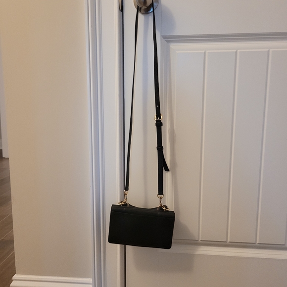 Michael kors wallet with chain - Picture 3 of 5